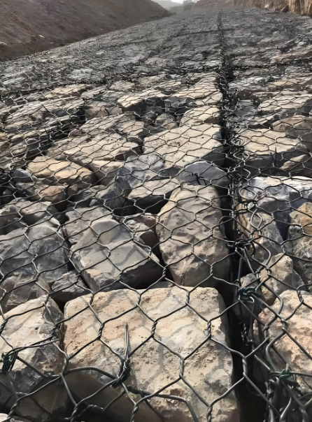 Τελευταία εταιρικά blogs για Οι αυτοματοποιημένες μηχανές ιστού γαβιονίου ενισχύουν βιώσιμα έργα κατασκευής