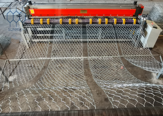 Αγορά Αυτόματο κιβώτιο πλέγματος Gabion που κατασκευάζει το PLC μηχανών να ελέγξει 105 X 1250mm πλέγμα για τον έλεγχο/τον ποταμό πλημμυρών διαδικτυακή κατασκευή