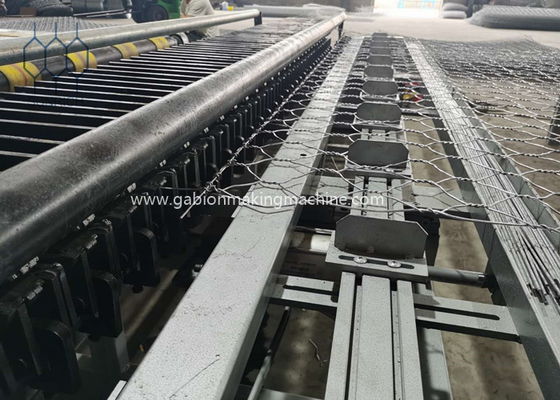 τυλίγοντας μηχανή ακρών κιβωτίων 80x100mm Gabion για τη διπλή συστροφή με το βαρέων καθηκόντων κιβώτιο εργαλείων