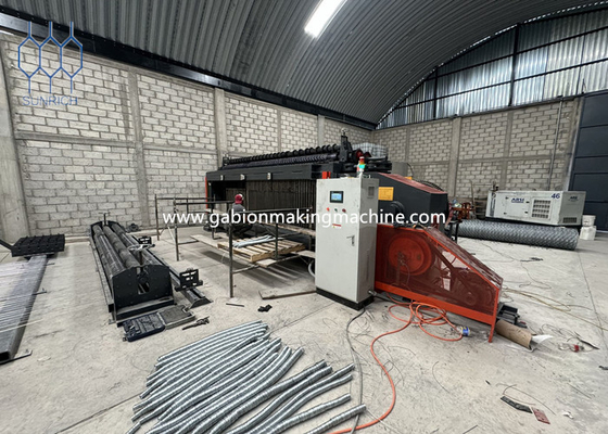 Ζυγισμένο ή επικαλυμμένο με PVC Gabion Machine Διάμετρος σύρμας 2,0-4,0 mm Μέγεθος πλέγματος 30-50 mm