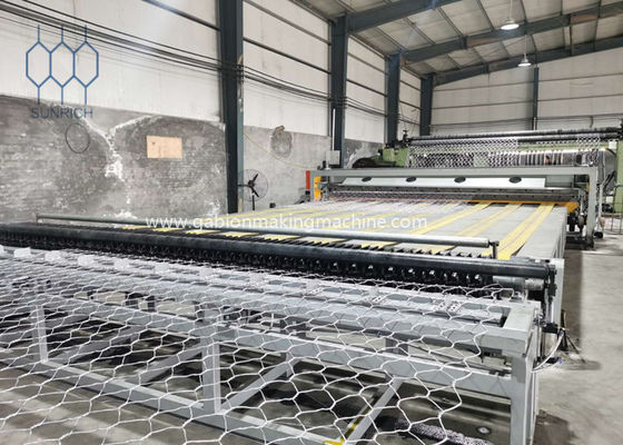 γραμμή παραγωγής PLC Gabion 100x120mm αυτόματη για το φύλλο πλέγματος Gabion 4500 χιλ. πλάτους